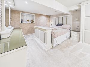 Photo 27- click for photo gallery